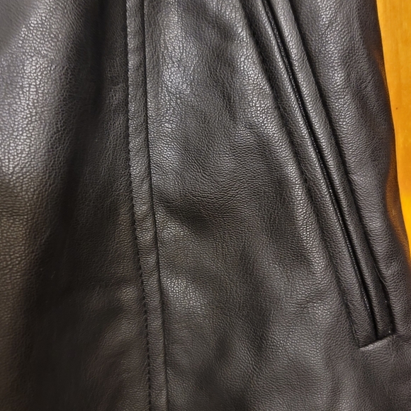 LEATHER SKIRT 💗 SZ Large - Picture 3 of 8